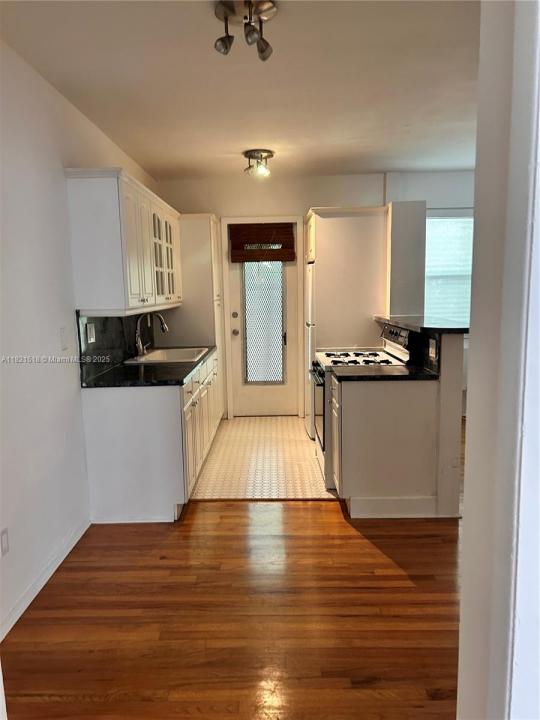 101 Collins Ave 16, Miami Beach, Florida 33139