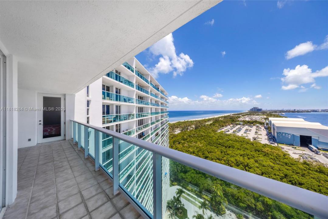 100 Bayview Dr 1922, Sunny Isles Beach, Floride 33160, États-Unis