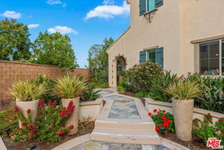 Mariposa Court, West Hills, California 91304