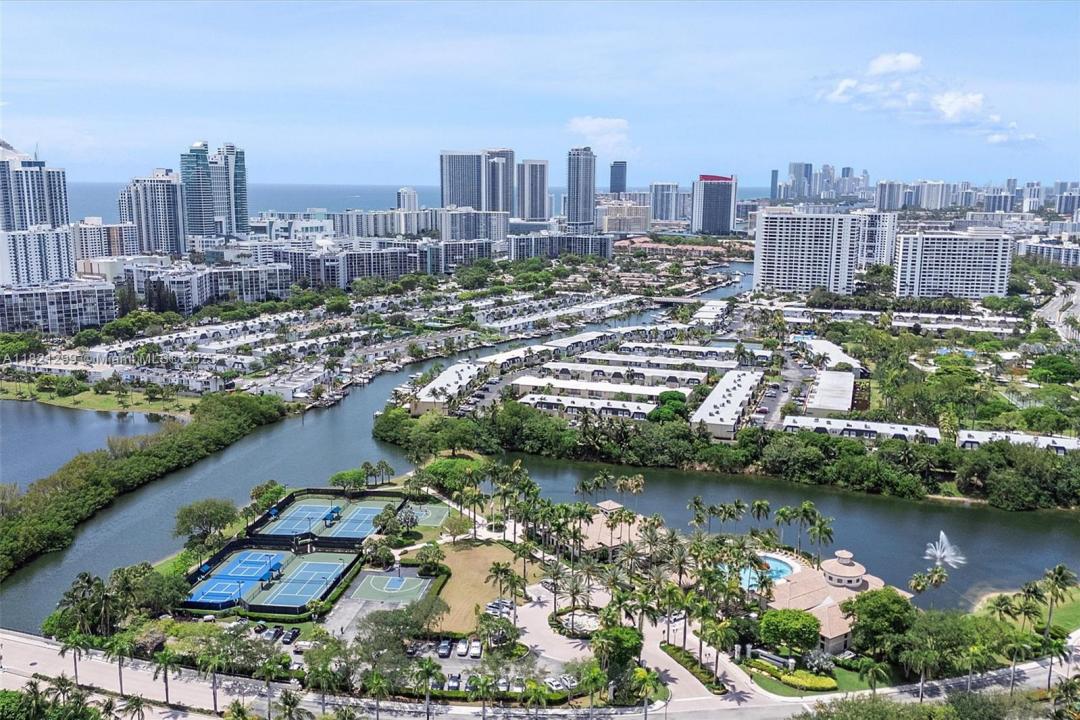 1382 Harbor Vw W, Hollywood, فلوريدا 33019, الولايات المتحدة
