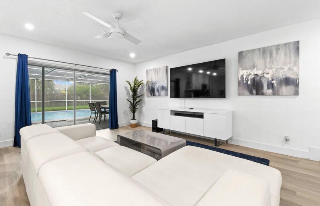 4421 NW 2nd Court, Coconut Creek, Flórida 33066, Estados Unidos
