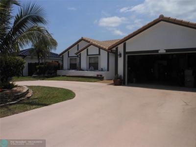 8706 NW 83rd St, Tamarac, Florida 33321, Stati Uniti