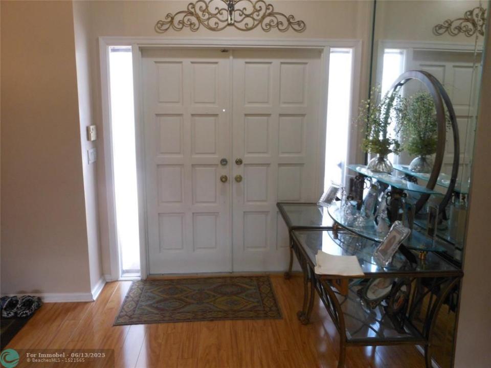 8706 NW 83rd St, Tamarac, 佛罗里达州 33321, 美国