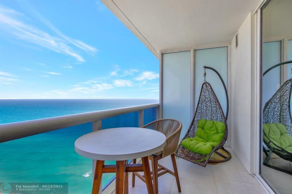 1830 S Ocean Blvd 4612, Beach Club Two, Hallandale Beach, Florida 33009