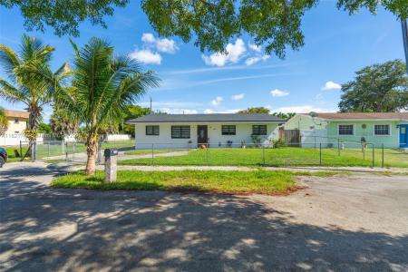 7100 Mcclellan St, Hollywood, Florida 33024, USA