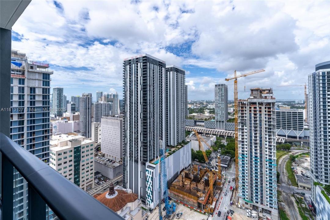159 NE 6th St 3004, Miami, Floride 33132, États-Unis