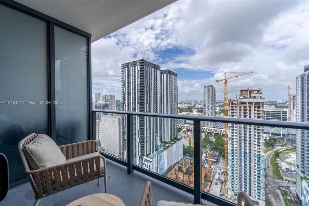 159 NE 6th St 3004, Miami, Floride 33132, États-Unis