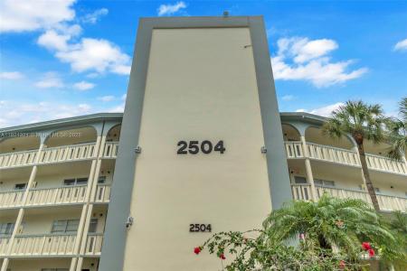 2504 Antigua Ter L4, Coconut Creek, Florida 33066, USA