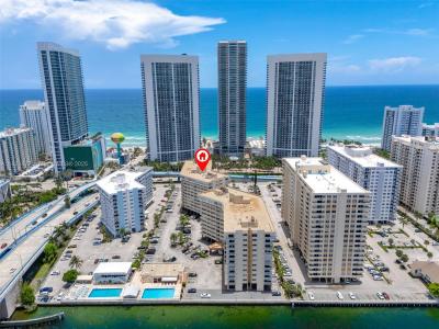 1825 S Ocean Dr 1013, Hallandale Beach, Florida 33009, USA