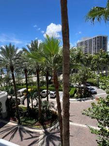 21055 Yacht Club Dr 504, Aventura, Florida 33180, USA