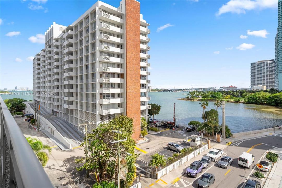 2150 N Bayshore Dr 0508, Miami, Floride 33137, États-Unis
