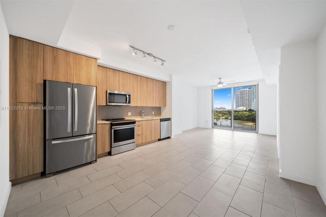 2150 N Bayshore Dr 0508, Miami, Floride 33137, États-Unis
