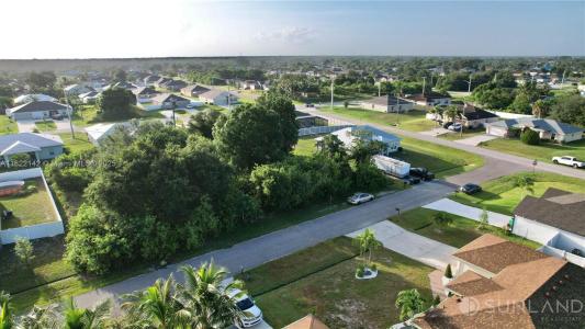4089 SW Mcintyre St, Port St. Lucie, Florida 34953