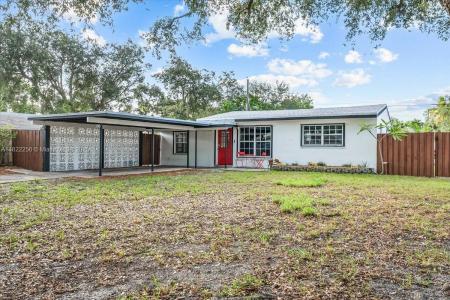 6801 Atlanta St, Hollywood, Florida 33024, USA