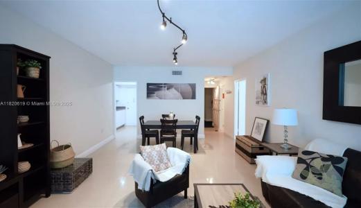 3505 S Ocean Dr 411, Hollywood, Florida 33019, USA