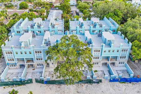 824 SE 12th Ct, Fort Lauderdale, Florida 33316, USA