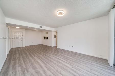 2711 Ocean Club Blvd 207, Hollywood, Florida 33019, USA