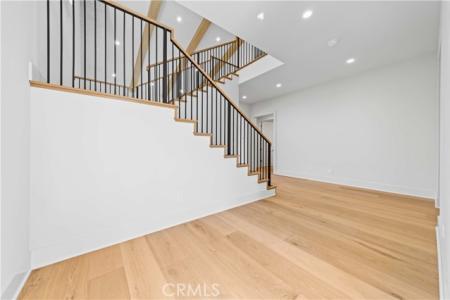 Pinnacle, Irvine, California 92602, Stati Uniti
