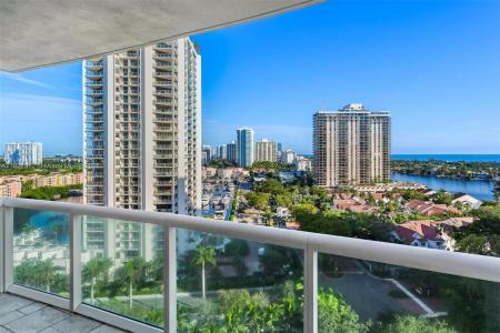 19400 Turnberry Way 1221, Aventura, Florida 33180, USA