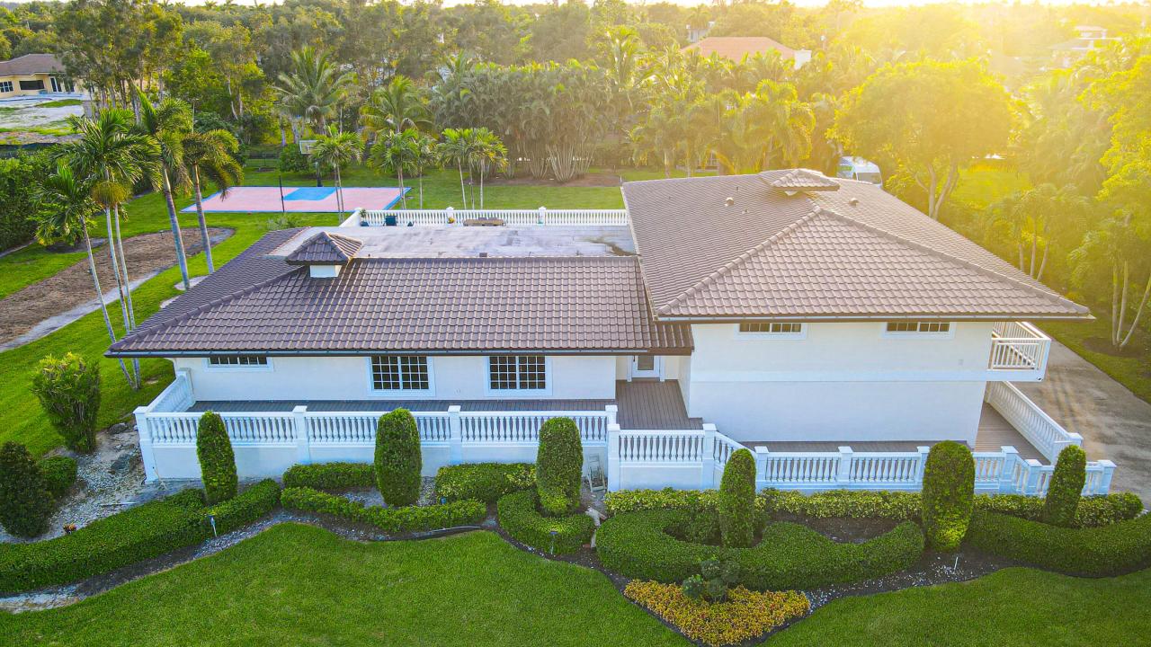 875 NW 120th Avenue, Plantation, فلوريدا 33325, الولايات المتحدة