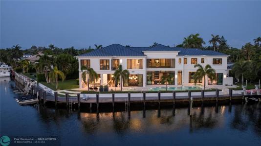 1200 SE 12th Ter, Deerfield Beach, Florida 33441