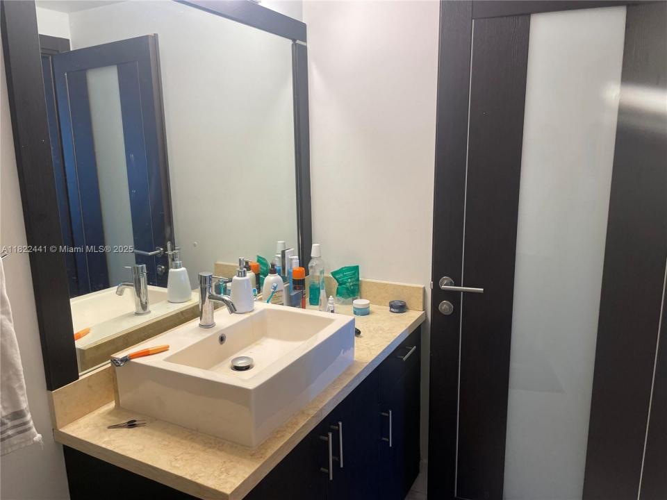 50 Menores Ave 425, Coral Gables, Flórida 33134, Estados Unidos