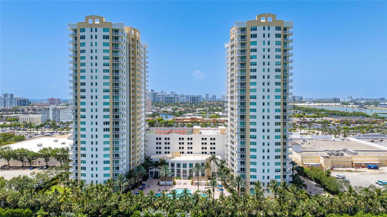 1755 E Hallandale Beach Blvd 608E, Hallandale Beach, Floride 33009, États-Unis