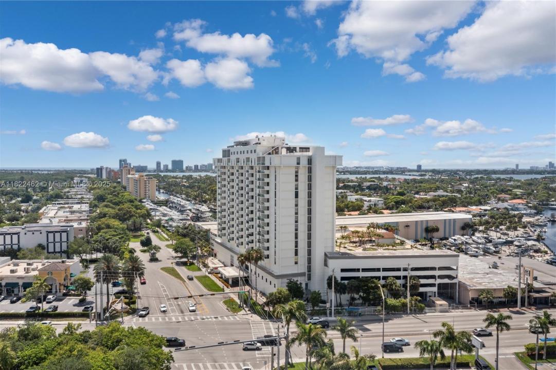13499 Biscayne Blvd 703, North Miami, 佛羅里達州 33181, 美國