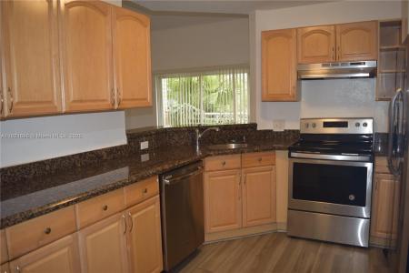 3413 NW 44th St 206, Oakland Park, Florida 33309, USA