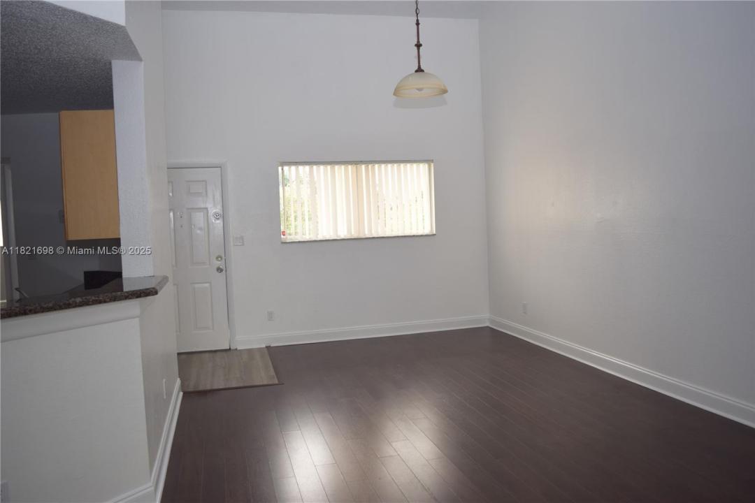3413 NW 44th St 206, Oakland Park, Флорида 33309, Соединенные Штаты
