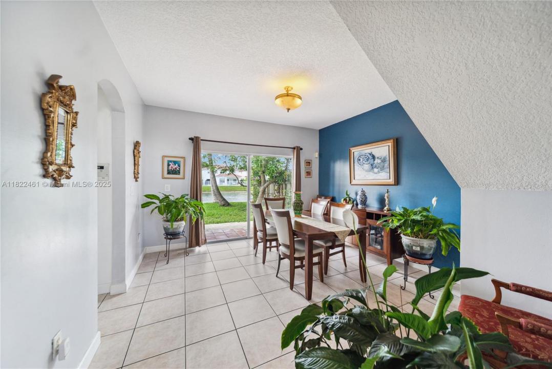 11018 NW 47th Ter, Doral, 佛羅里達州 33178, 美國