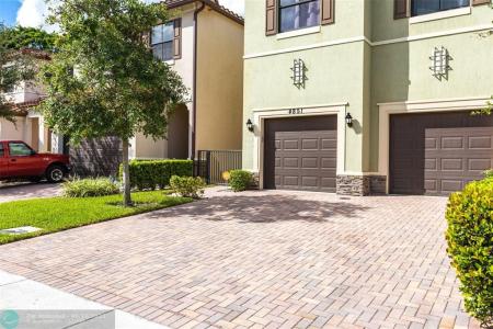 4851 NW 57th Ct, Tamarac, Florida 33319, Stati Uniti