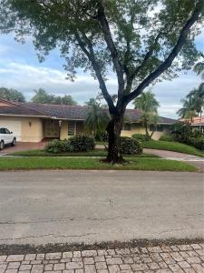 16120 E Troon Cir, Miami Lakes, Florida 33014, USA