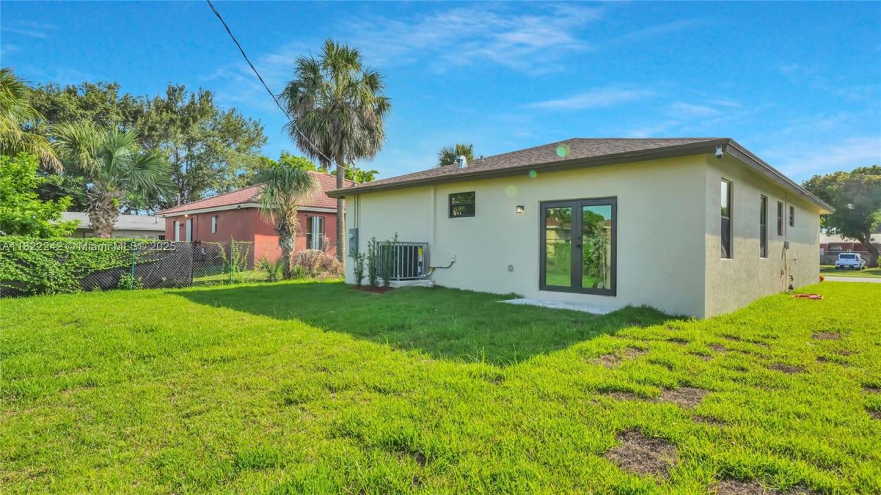 1240 NW 30th Ave, Fort Lauderdale, フロリダ 33311, アメリカ合衆国