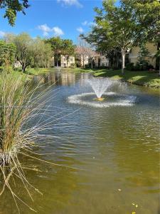 5841 Riverside Dr 106A3, Coral Springs, Florida 33067, USA