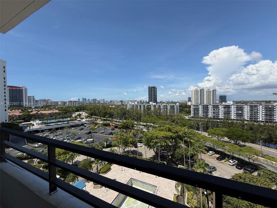 500 Three Islands Blvd 715, Hallandale Beach, Florida 33009