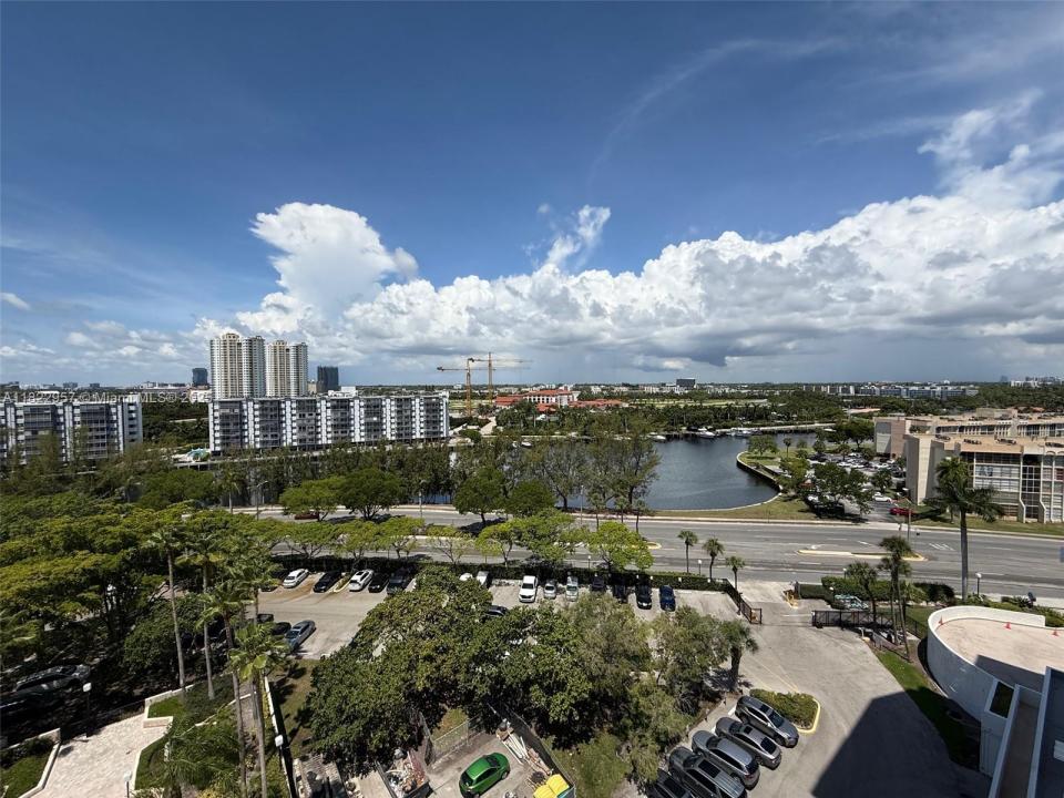 500 Three Islands Blvd 715, Hallandale Beach, Florida 33009