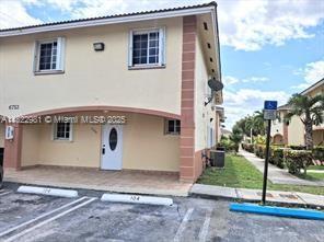 6753 NW 182nd St 104, Hialeah, Florida 33015, USA