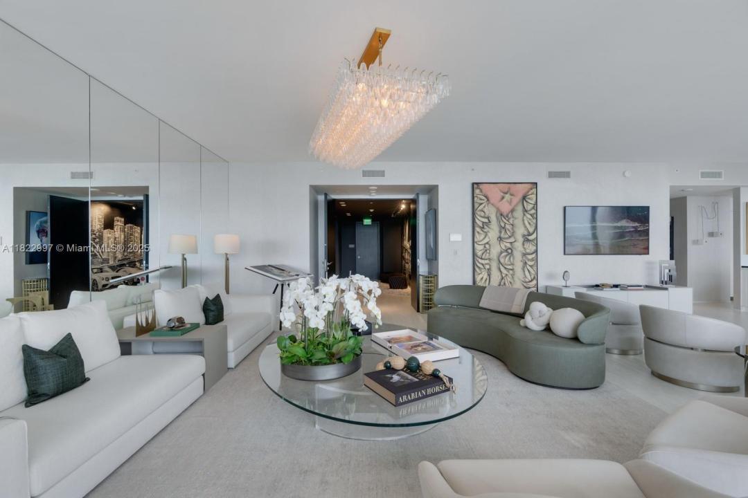 1000 Biscayne Blvd 3402, Miami, 佛罗里达州 33132, 美国