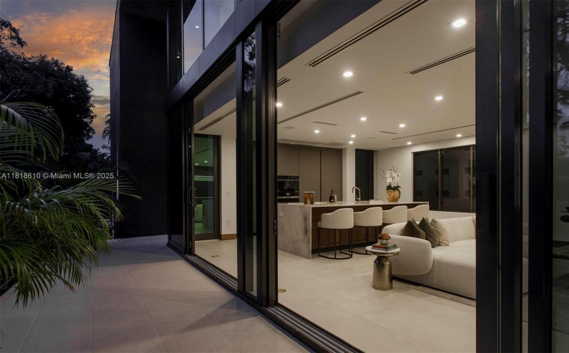 3571 Fair Isle St, Miami, فلوريدا 33133, الولايات المتحدة