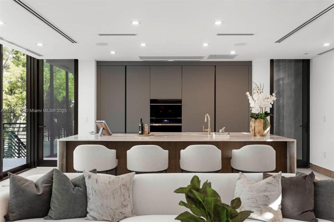 3571 Fair Isle St, Miami, فلوريدا 33133, الولايات المتحدة