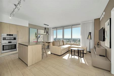 4010 S Ocean Dr T3706, Hollywood, Florida 33019, USA