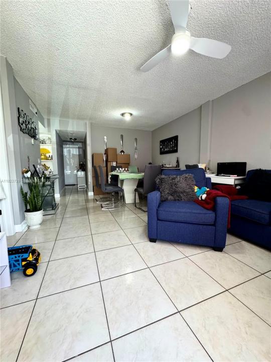 19729 SW 114th Ave 250, Miami, Florida 33157