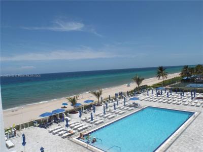 1890 S Ocean Dr 504, Hallandale Beach, Florida 33009, USA