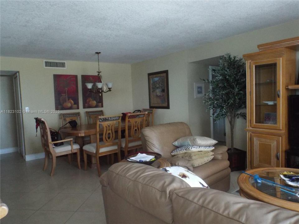1890 S Ocean Dr 504, Hallandale Beach, 佛罗里达州 33009, 美国