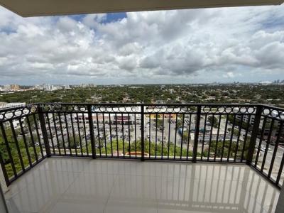 3232 SW 22nd Ter 1710, Miami, Florida 33145, USA