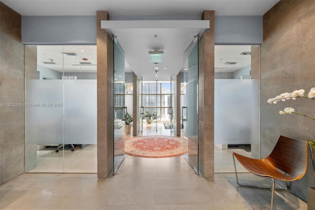 175 SW 7th St 2308-2309, Miami, فلوريدا 33130, الولايات المتحدة