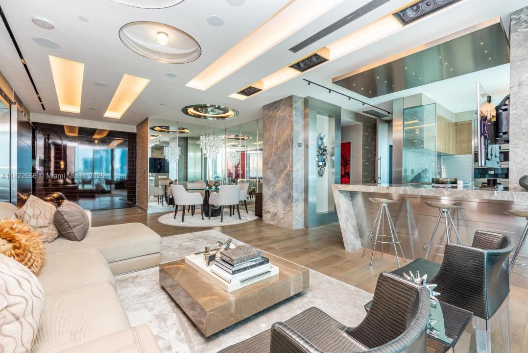 50 S Pointe Dr 905, Miami Beach, Florida 33139, Stati Uniti
