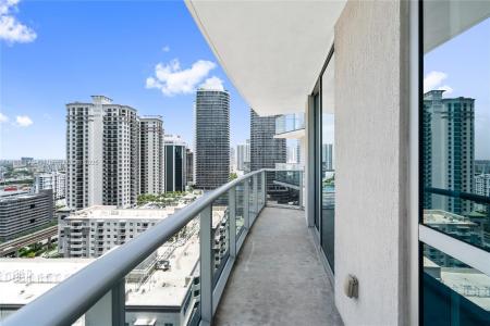 1100 S Miami Ave 2306, Miami, Florida 33130, USA
