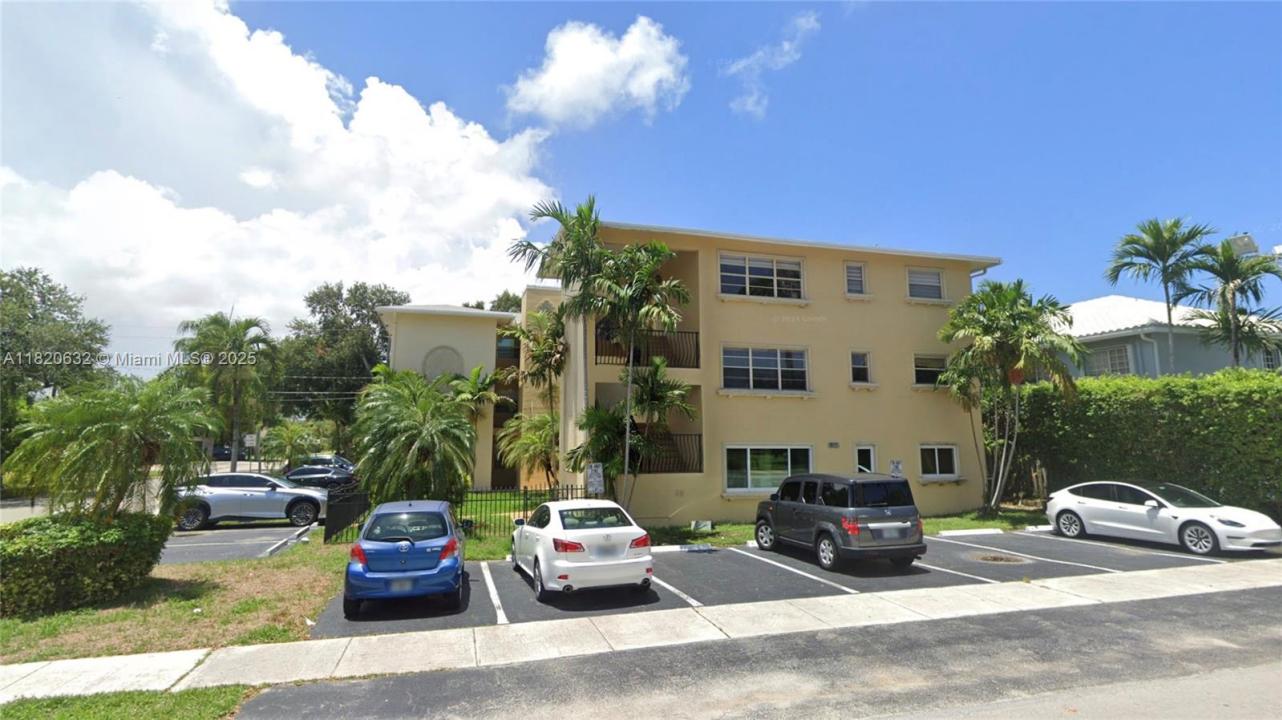 901 NE 3rd St 302, Fort Lauderdale, Флорида 33301, Соединенные Штаты